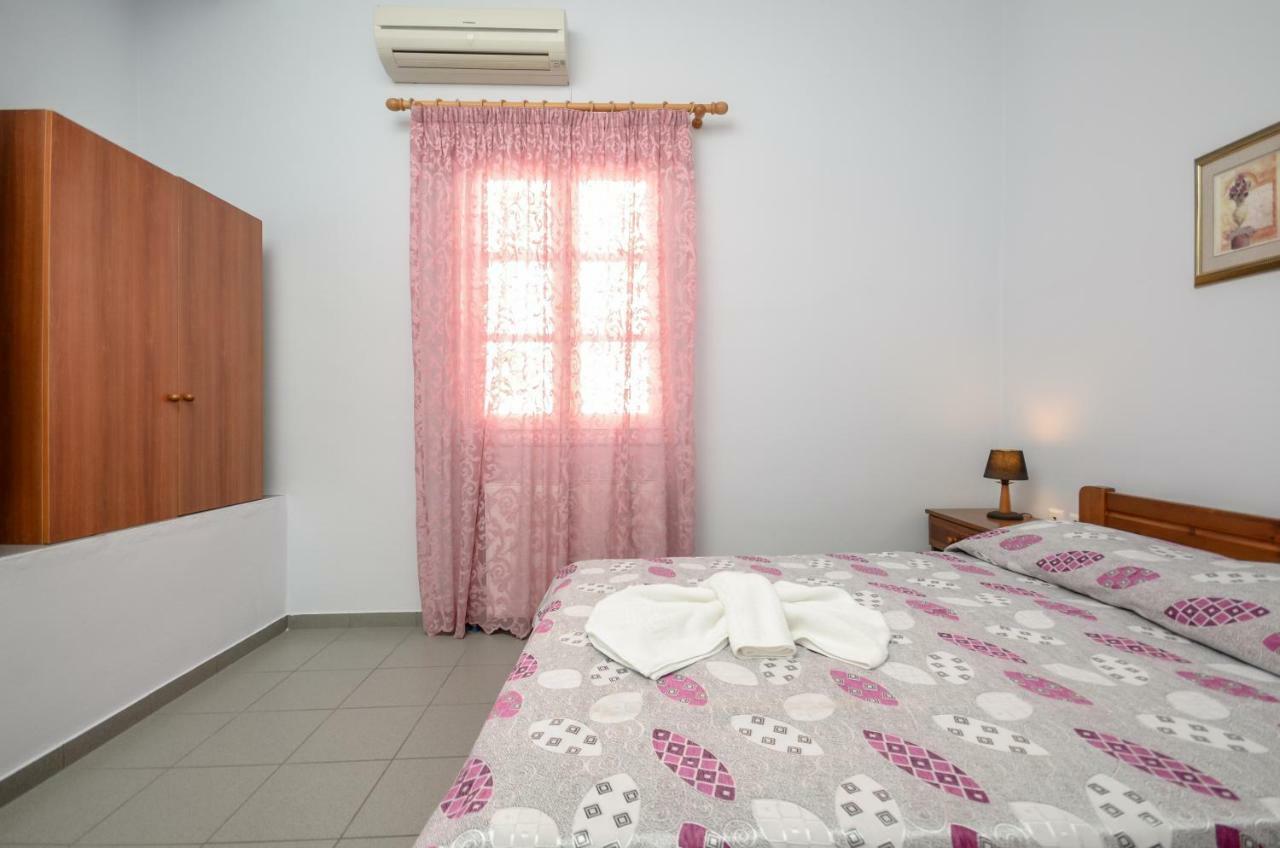 Naxos House *