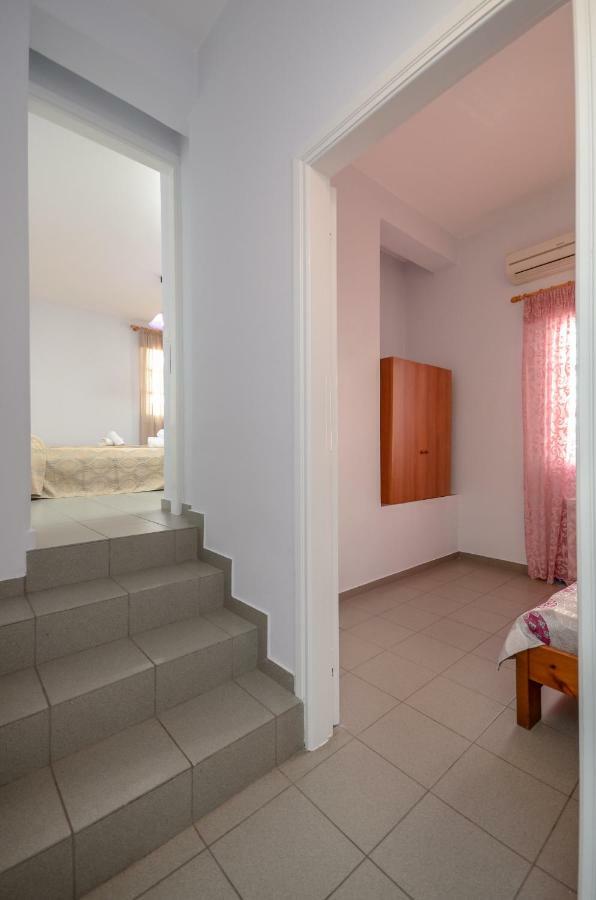 Apartment Naxos House *